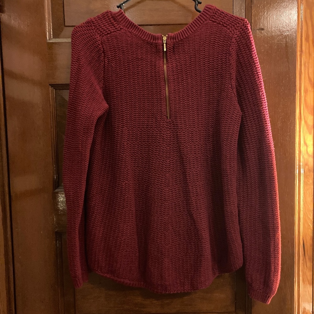 Scoop neck Sweater - Picture 2 of 2